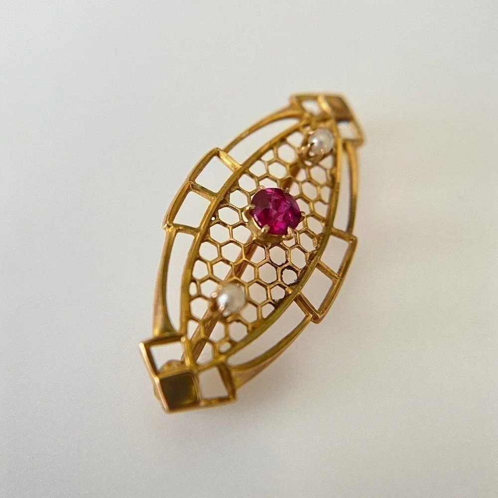 Vintage 10k Solid Yellow Gold Ruby Seed Pearl Petite Brooch Pin